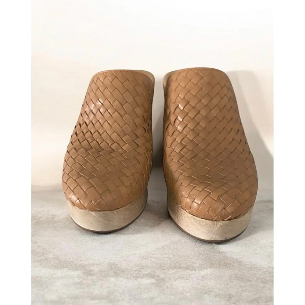 Everlane The Clog Tan Woven Leather Mules Size 10.5. Retail $165